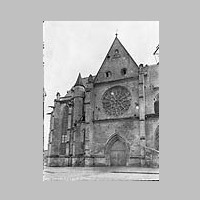 Chambly, photo Normand, Alfred-Nicolas, culture.gouv.fr.jpg